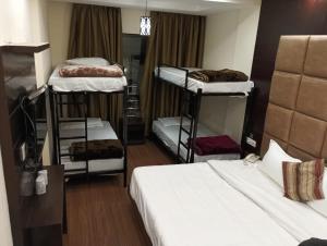 The Bunkk Inn Hotel & Restaurant