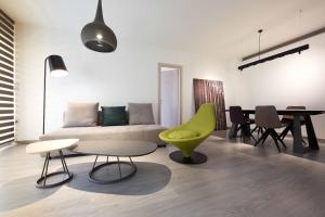 Family Apartment with Balcony room in Athenian Residences