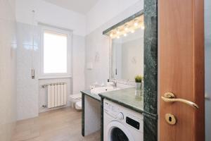 Ciampino Station - 7 minutes from the airport