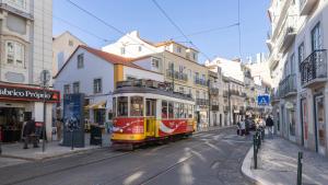 Trendy Studio in Graças Heart by LovelyStay