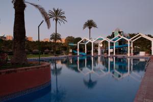 Benalbeach Loft Garden and Sea View