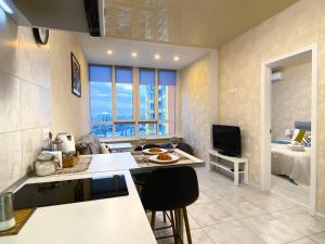 Затишна і тепла квартира, метро Лівобережна, МВЦ, Інститут Серця