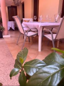 Cozy house with terrace in Pula, 85 m², garden