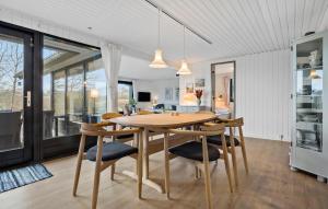 Amazing Home In Spøttrup With Wifi