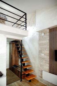 CROWNE Stan11550 Sopstveno Parking Mesto