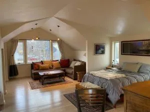 Beautiful guesthouse close to Telluride & desert - Norwood
