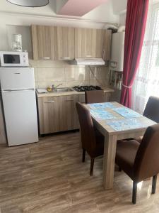Ionut Summerland Apartments Mamaia