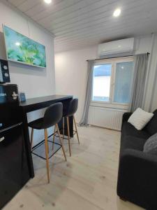 Upea moderni pieni yksiö rauhallisella sijainnilla - itsepalvelukirjautuminen - SELF CHECK-IN