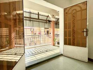 Sky Riverside - FREE LAUNDRY - កម្ពុជាត្រូវការសន្តិភាព