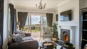Waterford Villa 5 Bed Beach Retreat