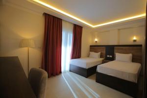 Grand Plaza Sheikh Zayed