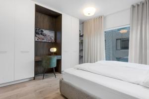 Luxury Central Apartment