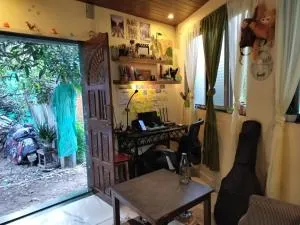 Montana House Mini Goa - Utan