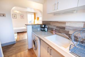 Appartements Le Familial - 2 chambres, 5 min du centre avec jardin : photos des chambres