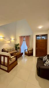 Rose Villa