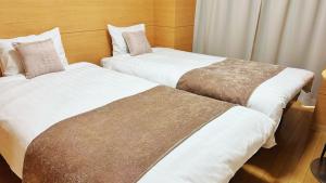 Rakukyo Higashishinsaibashi