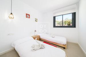 Isla de la Luz mountain lake views by OYOOSTAYS