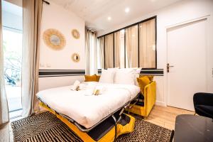 CIA - Bastille Coziness