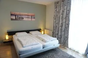 Kustverhuur, Appartement aan Zee, Prachtig appartement op de begane grond PS 13-001 - Nummer Een