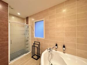 Villas Villa Nausicaa - Circuit des 24h du Mans - Piscine : photos des chambres