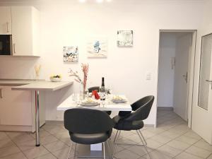 Erleben Sie Ihren Urlaub im zentral gelegenen Apartmenthaus Strandburg im Herzen von Westerland 1