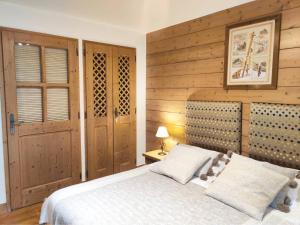 Appartement 46 pers rénové, spa & pied des pistes - FR-1-461-12