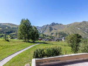 Standing, spa, piscine, pied de pistes, 8 personnes, St-Martin-de-Belleville - FR-1-461-26