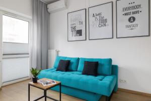 Turquoise Studio with Balcony & Air Conditioning Kraków by Noclegi Renters