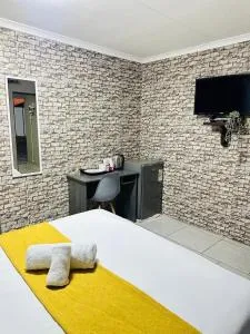 Maphuthi River Lodge - Kleinfontein