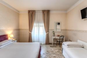 Classic Triple Room room in Hotel Orazia