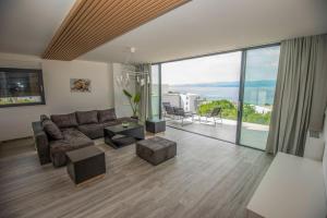 Luxury Penthouse Malinska-Rova