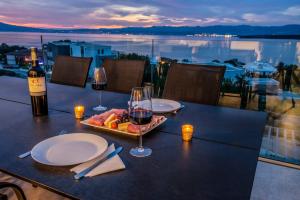 Luxury Penthouse Malinska-Rova