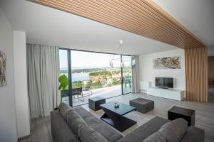 Luxury Penthouse Malinska-Rova