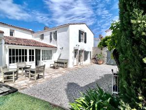 Maisons de vacances Ile de Re - 9 personnes - Plage a pieds - Piscine : photos des chambres