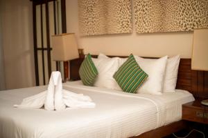 NIKARA Luxury Beach House