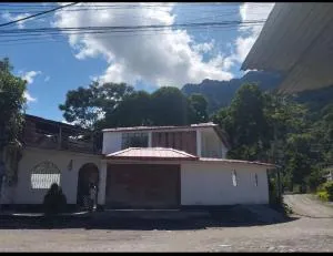 Villa Elena - Tingo María - Daniel Alomias Robles