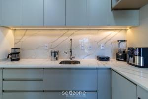 Conforto e piscina perto da Praia - RHL0302