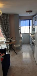 Happy Place Apartment