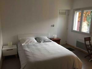 Appartements La Rainette - Chambre - Chalamont : photos des chambres