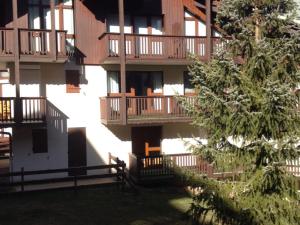 Duplex confort pour 4 personnes avec balcon et terrasse à Valloire - FR-1-263-92