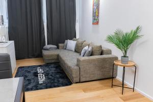 Fashion & Design - Metro California