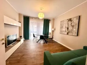 Kibilù - Elegant City-Center Apartment Near Hospitals Fast Wi-Fi - Capolago