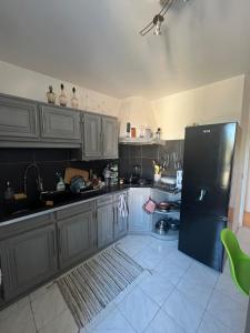 Appartements Appt Lumineux, Terrasse Parking prive : photos des chambres