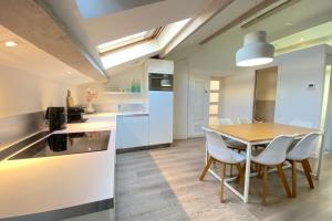 Modern & bright 4-room apartment in Cannes Banane