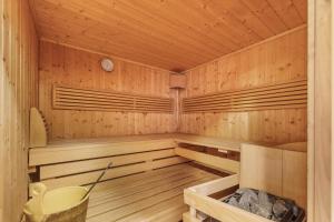 Grand-Place 16 - 7 pers - attique magnifique