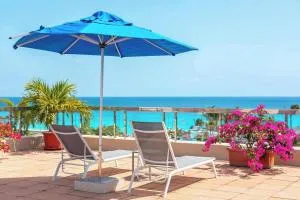 Royal Islander La Terrasse Pelican Cove SXM - Lowlands