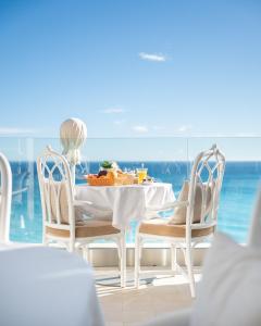 Hotels Hotel Le Roquebrune : photos des chambres