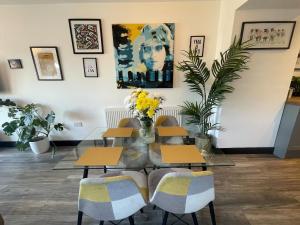 Coney Retreat , Porthcawl