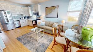 Folly Beach Suites 3A