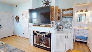 Folly Beach Suites 3A